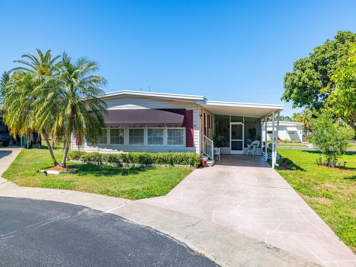 32 PALM FOREST DR, LARGO, FL, 33770