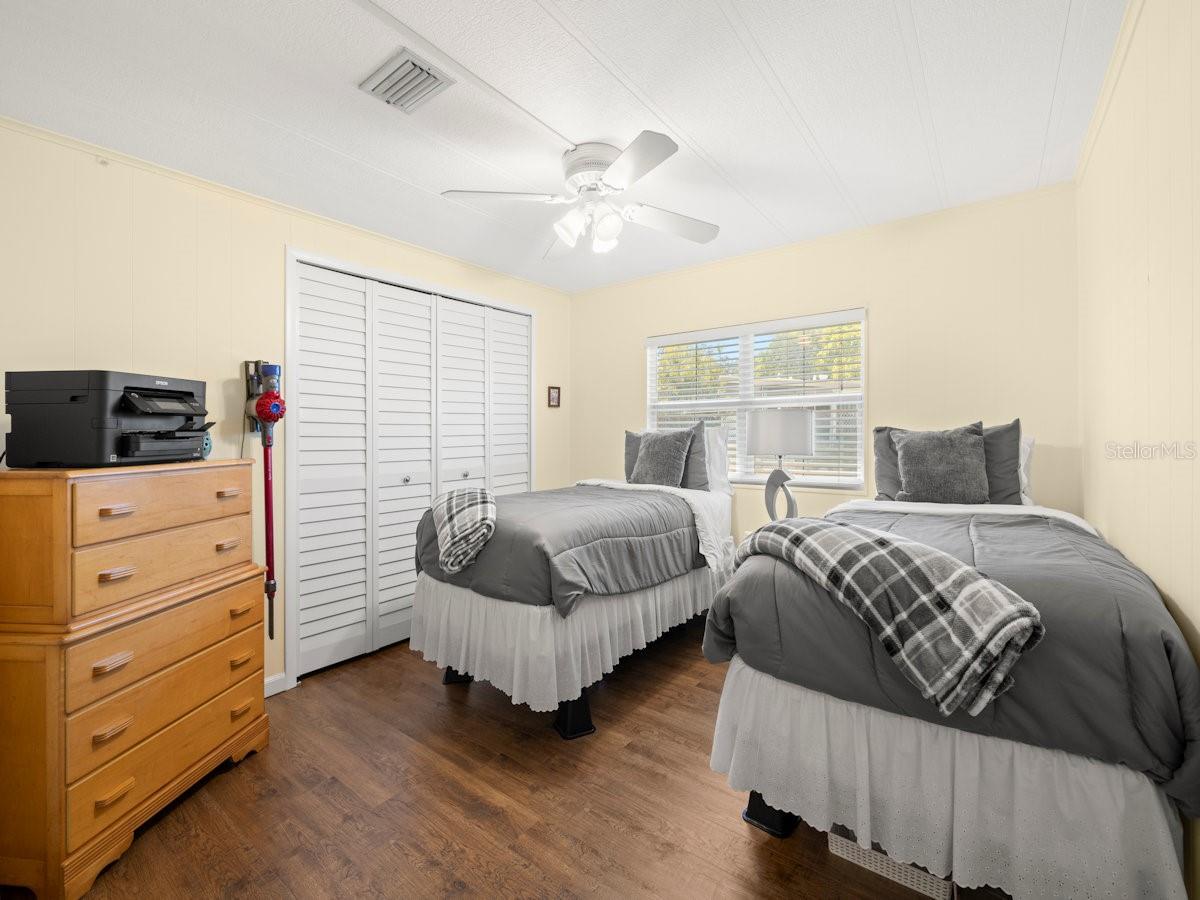 32 PALM FOREST DR, LARGO, FL, 33770