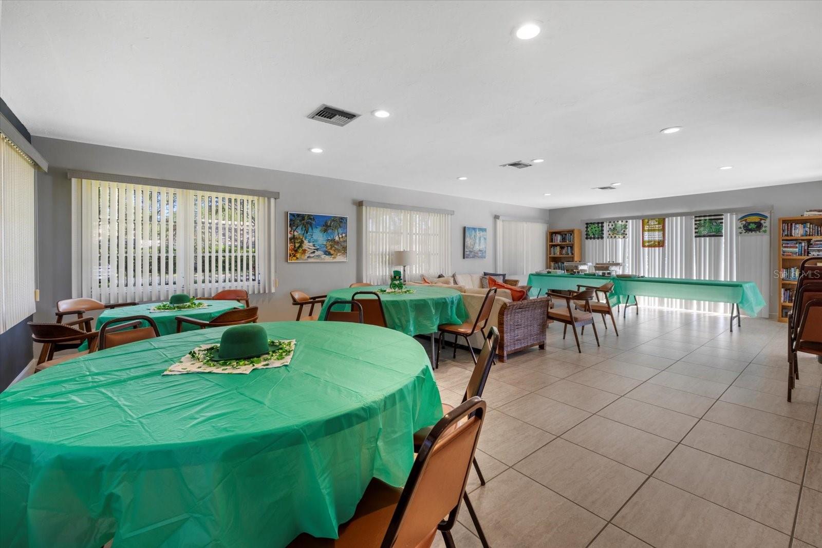 7205 WOOD CREEK DR #16, SARASOTA, FL, 34231