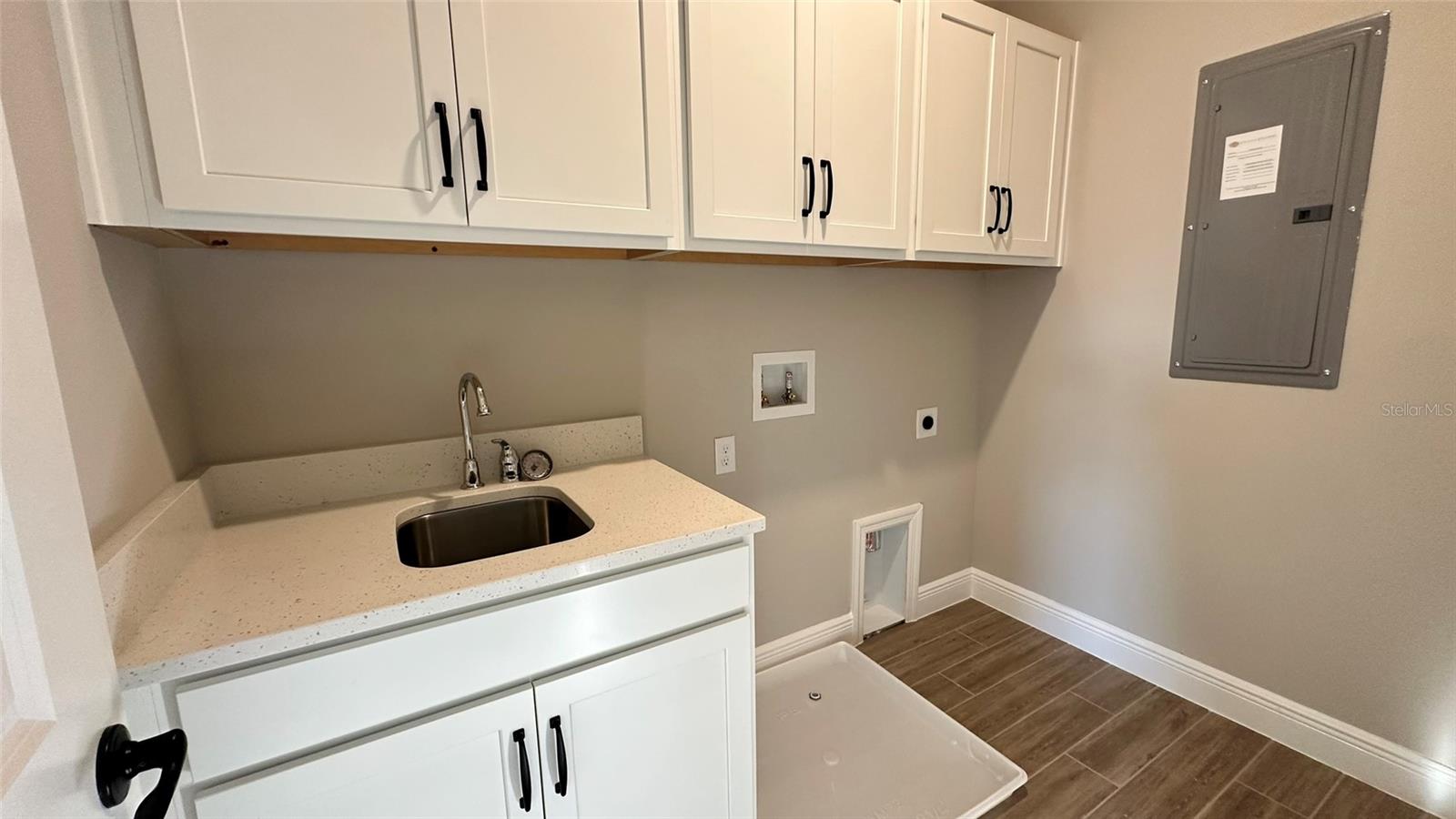 13127 CALMING BREEZE WAY, WINTER GARDEN, FL, 34787