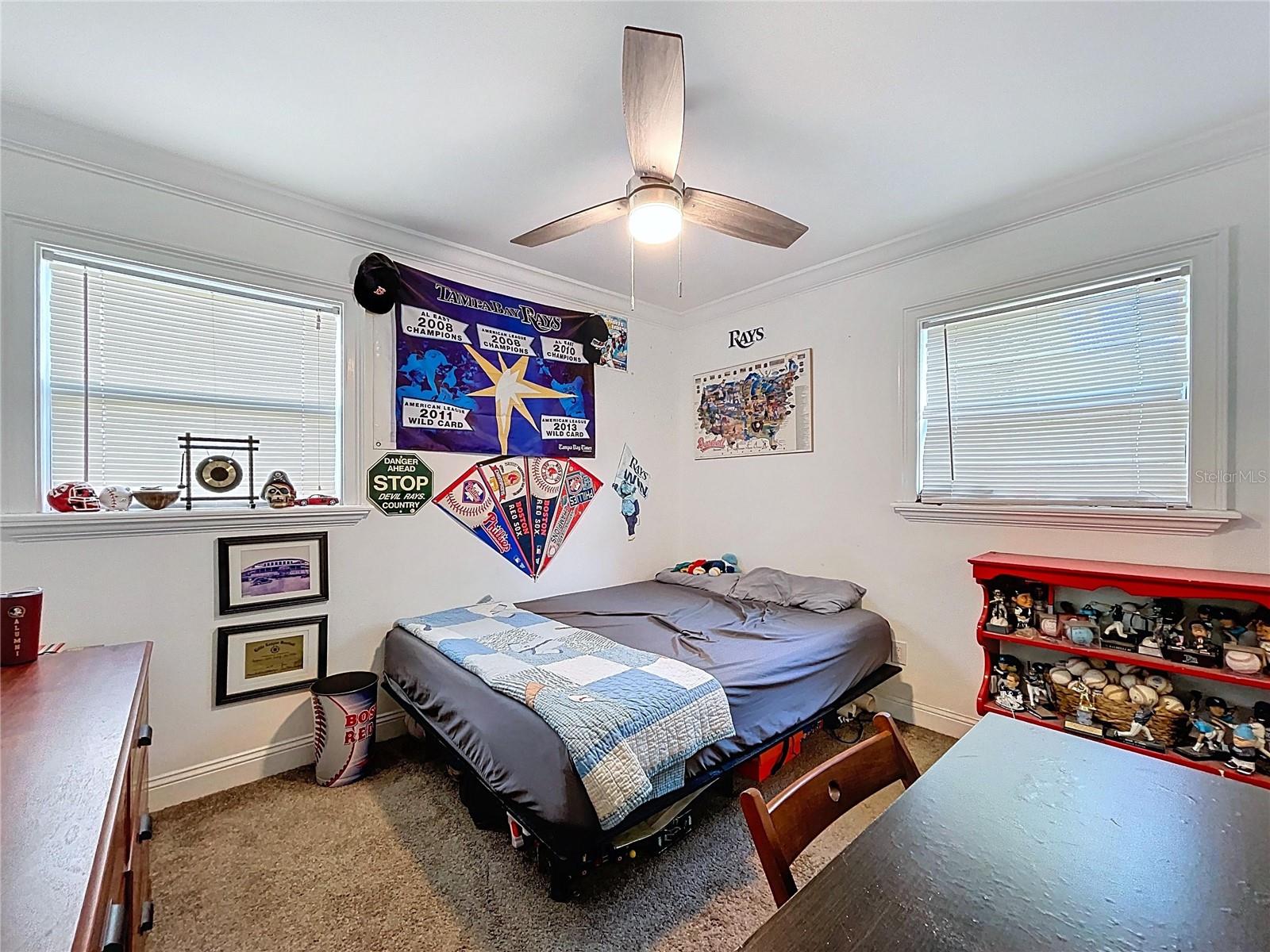 910 LAKESIDE DR, LARGO, FL, 33778