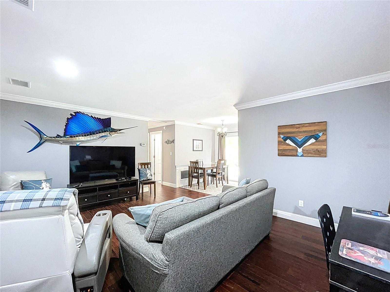 910 LAKESIDE DR, LARGO, FL, 33778
