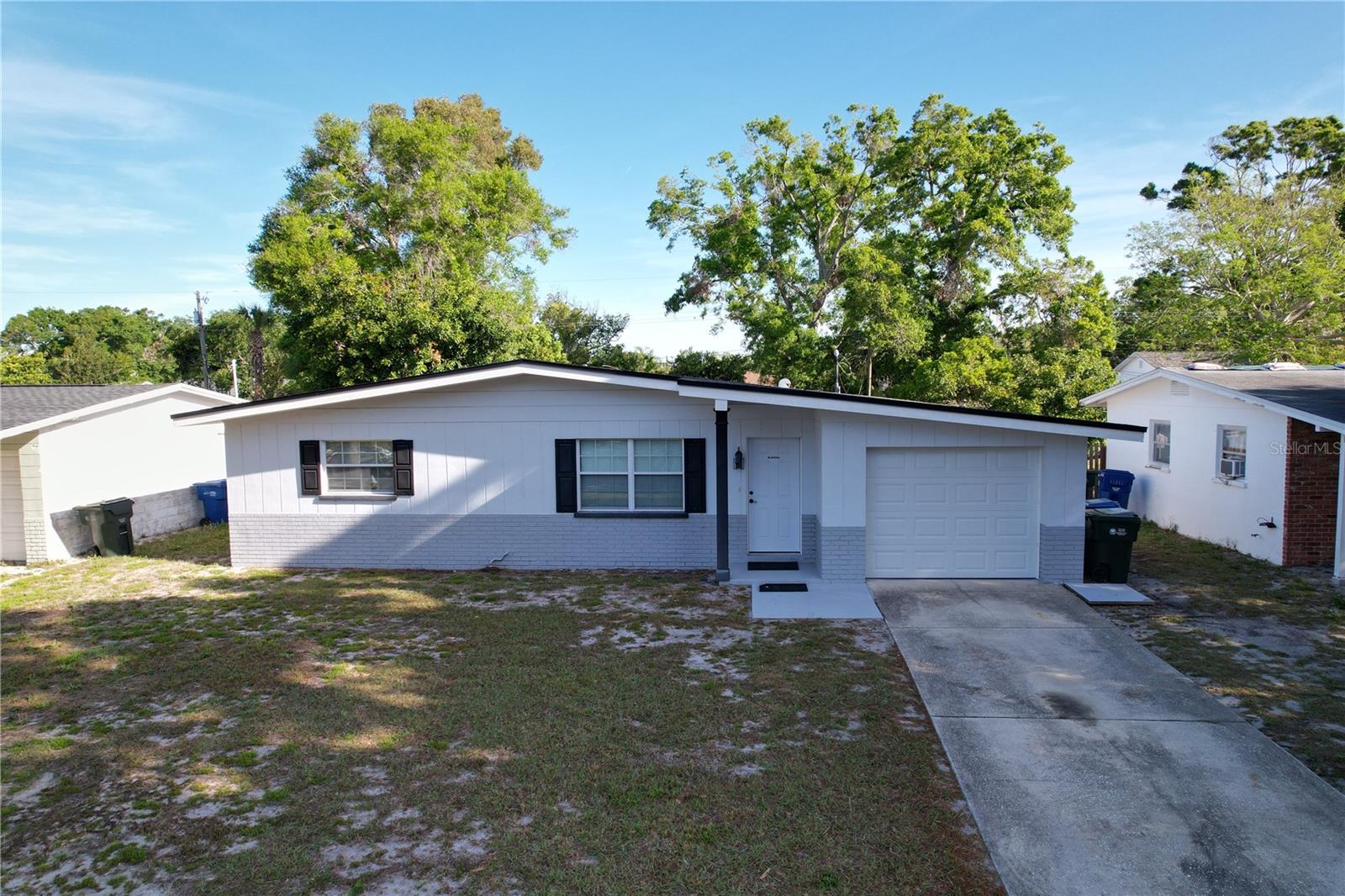 910 LAKESIDE DR, LARGO, FL, 33778