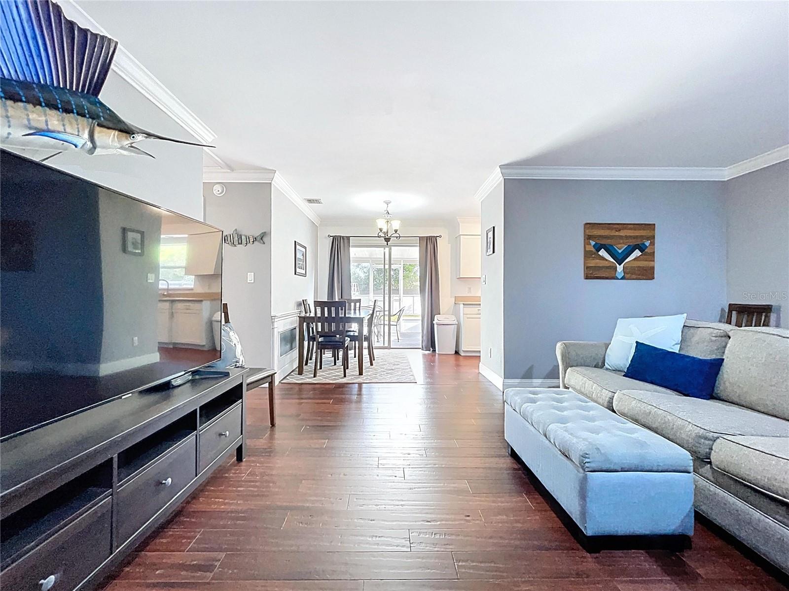 910 LAKESIDE DR, LARGO, FL, 33778