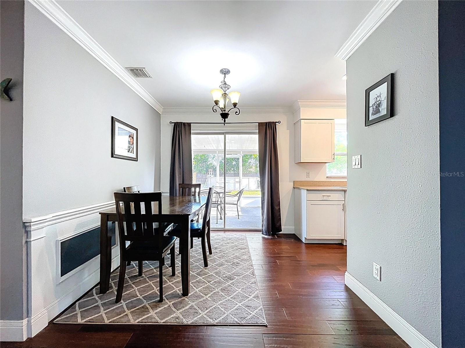 910 LAKESIDE DR, LARGO, FL, 33778