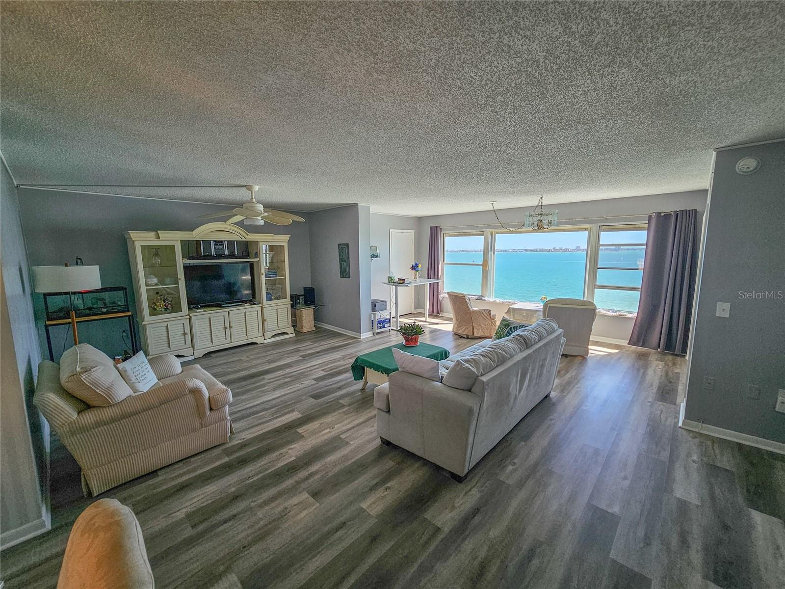 6020 SHORE BLVD S #902, GULFPORT, FL, 33707