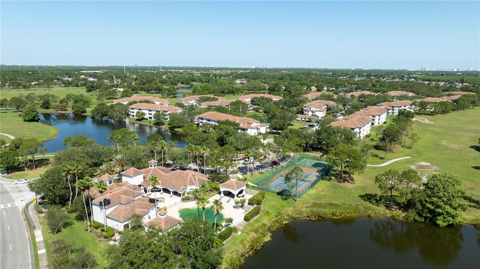 14049 FAIRWAY ISLAND DR #122, ORLANDO, FL, 32837