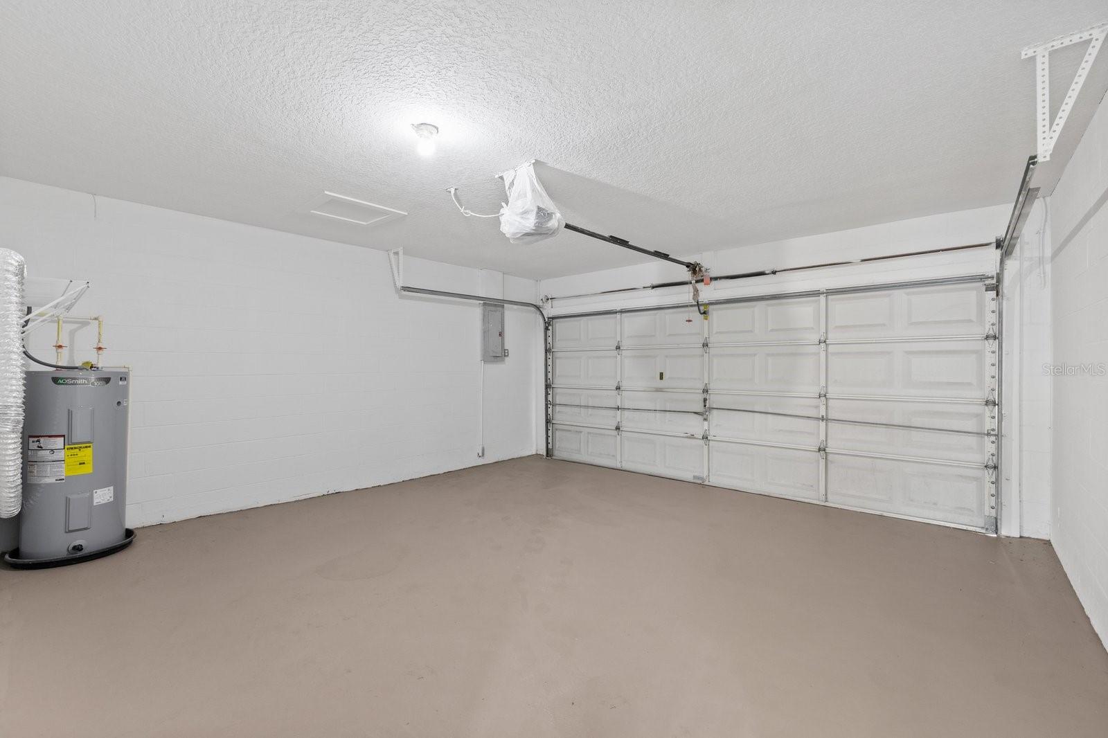 5483 FRIARSWAY DR, TAMPA, FL, 33624