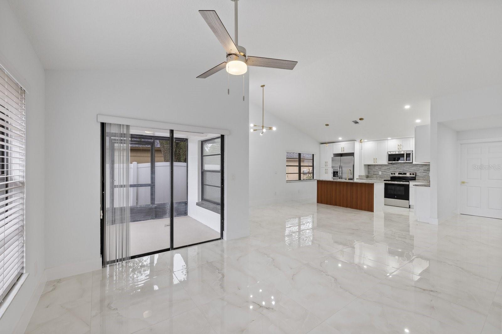 5483 FRIARSWAY DR, TAMPA, FL, 33624