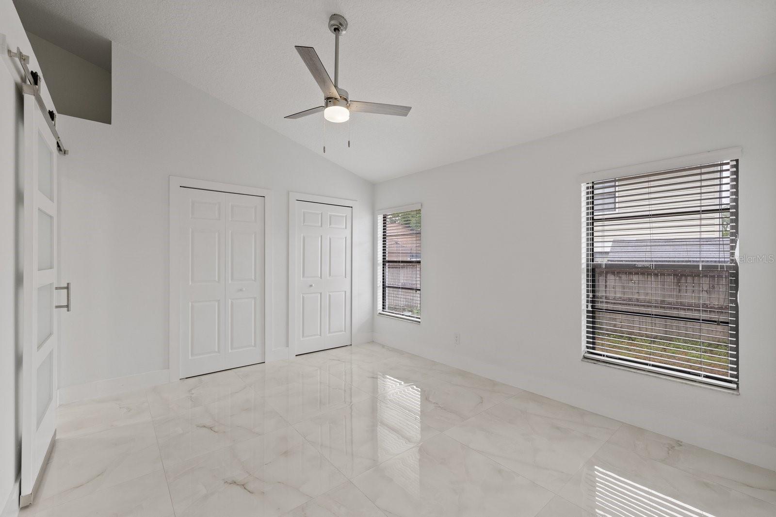 5483 FRIARSWAY DR, TAMPA, FL, 33624