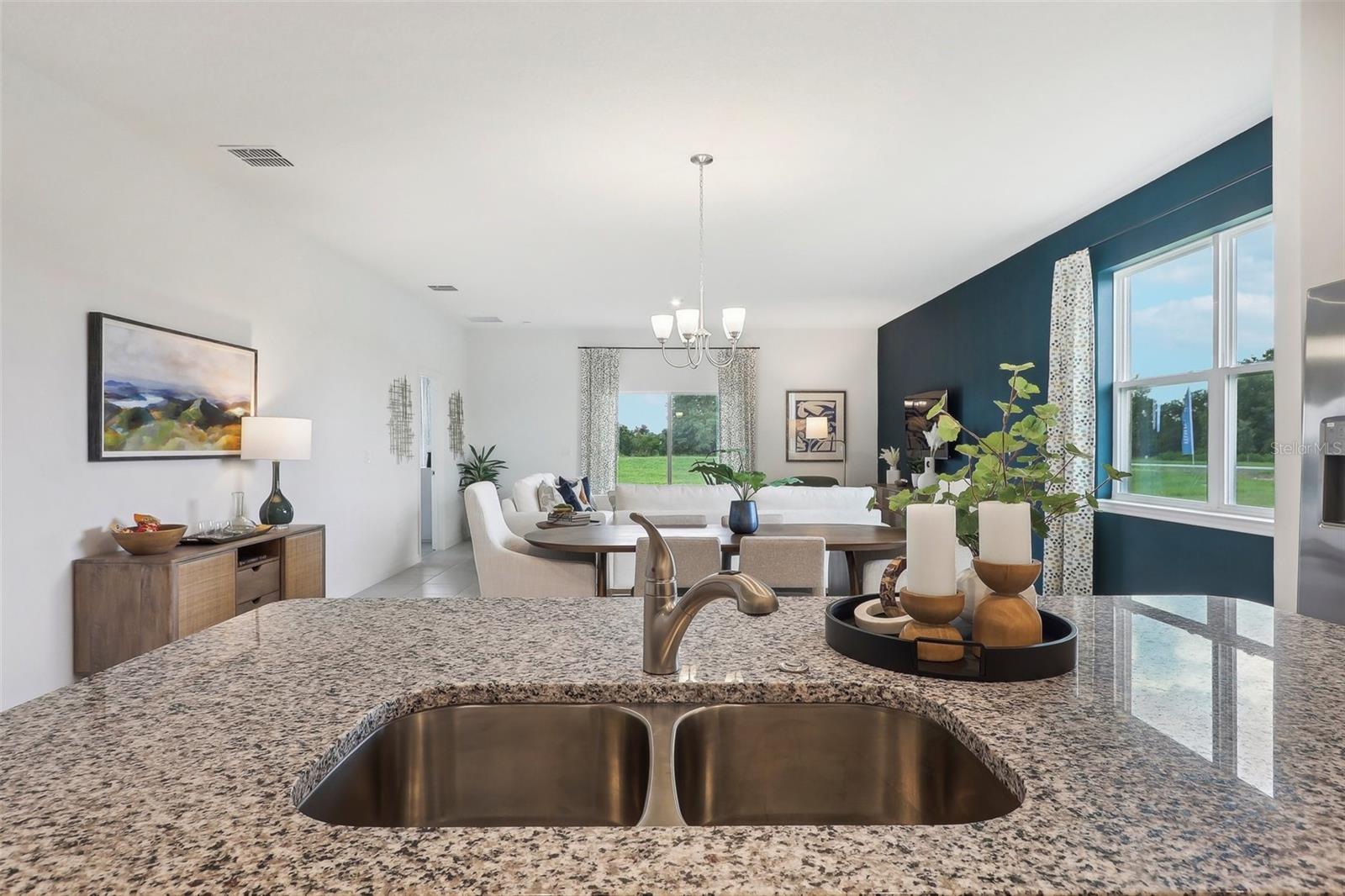 866 PEBBLE CREST LN, EAGLE LAKE, FL, 33839