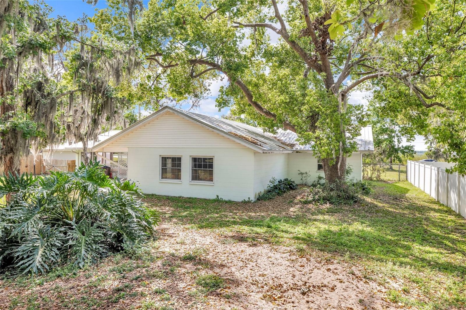1609 E LAKE PARKER DR, LAKELAND, FL, 33801