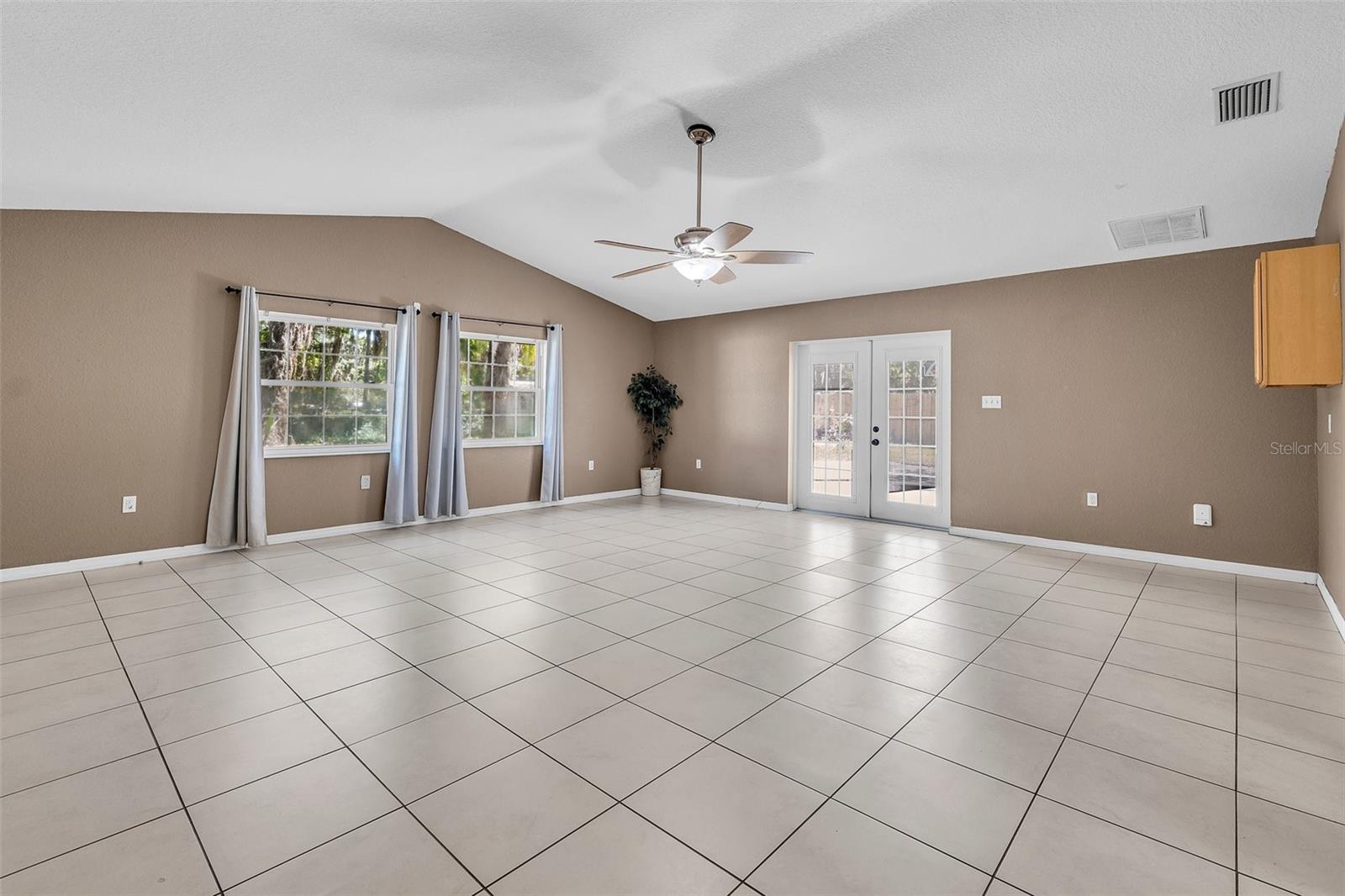 1609 E LAKE PARKER DR, LAKELAND, FL, 33801