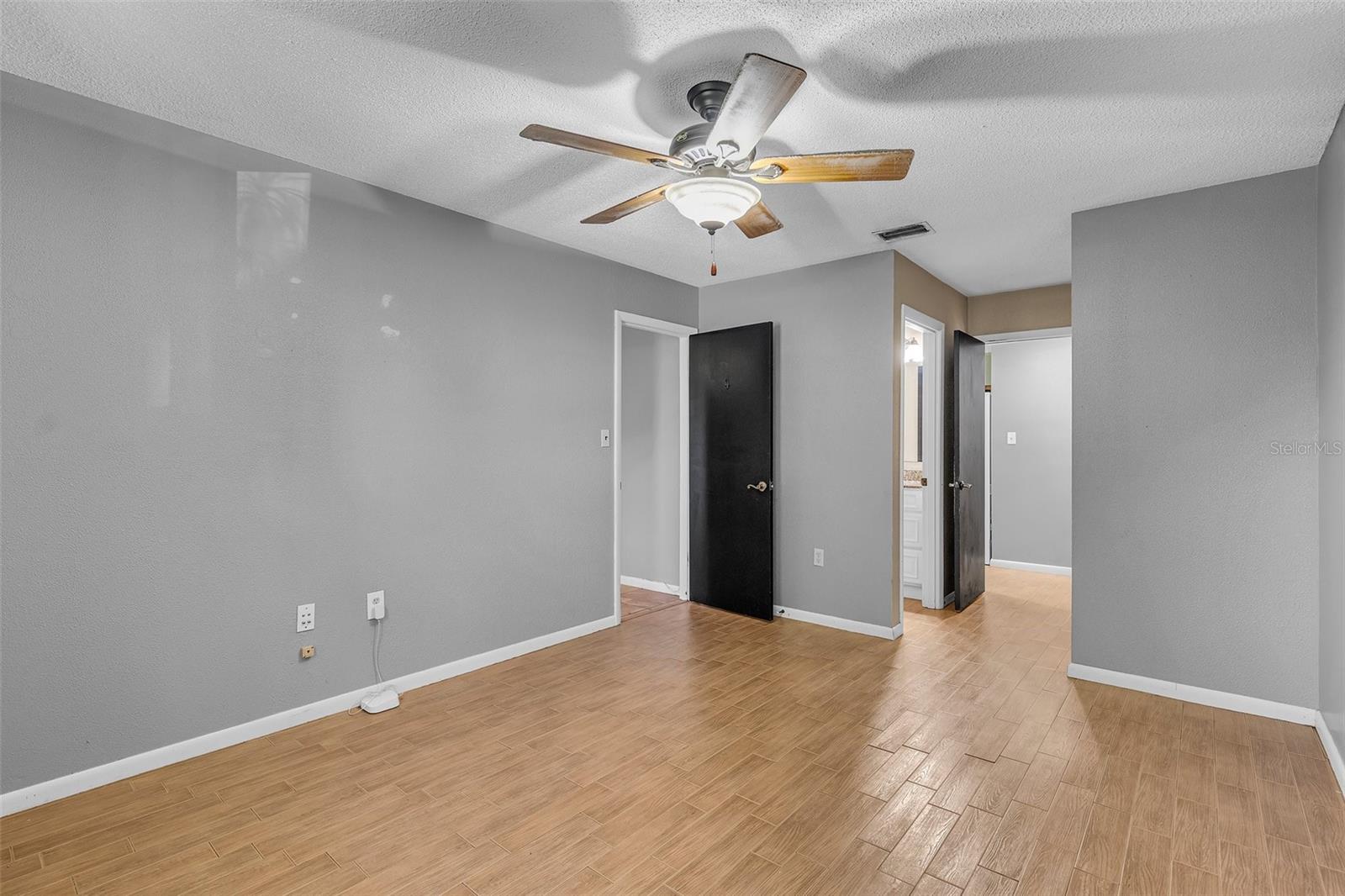 1609 E LAKE PARKER DR, LAKELAND, FL, 33801