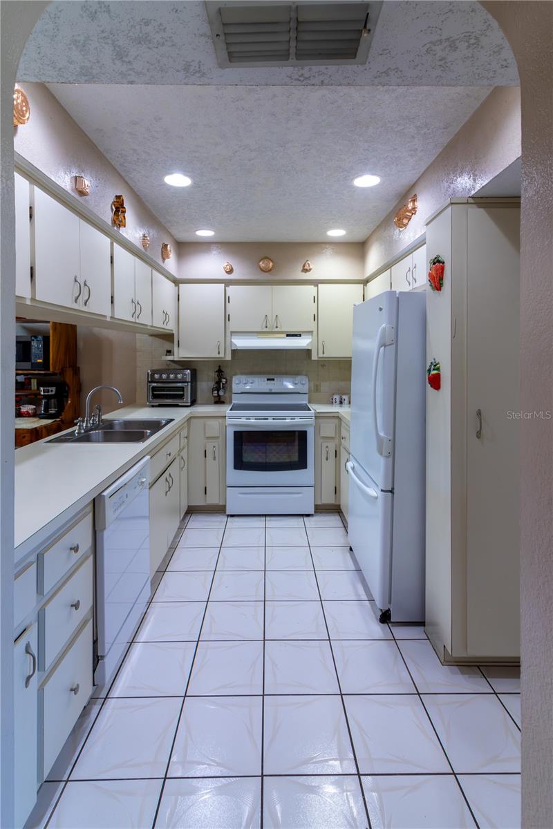 8967 LISMORE CT, WEEKI WACHEE, FL, 34613