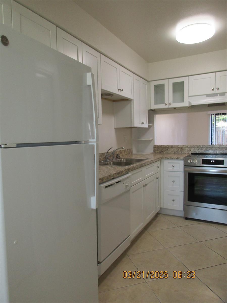 2112 BAHAMAS CT, KISSIMMEE, FL, 34741