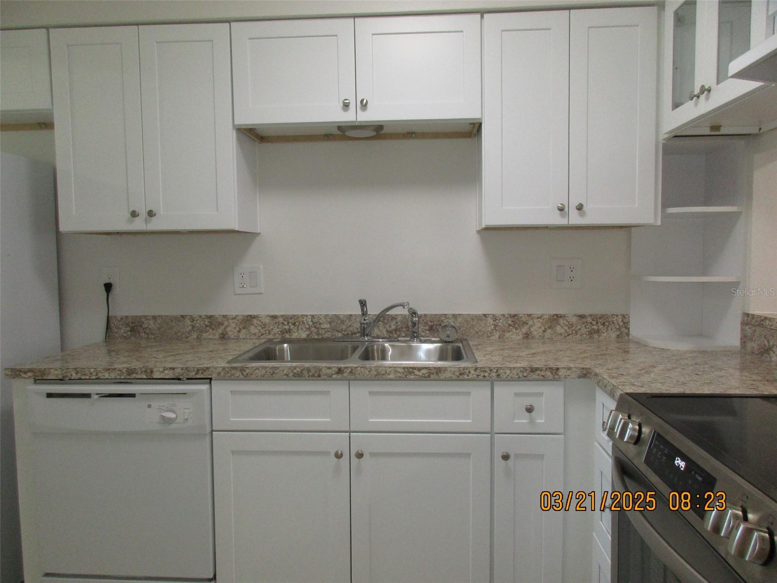 2112 BAHAMAS CT, KISSIMMEE, FL, 34741