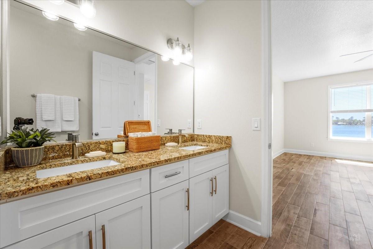 130 ISLABELLA WAY, GROVELAND, FL, 34736