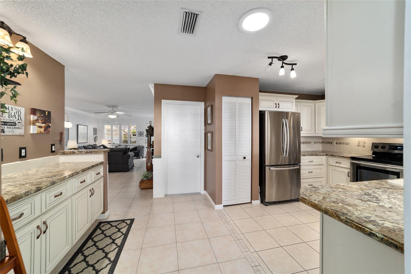 9820 SW 89TH TER #B, OCALA, FL, 34481