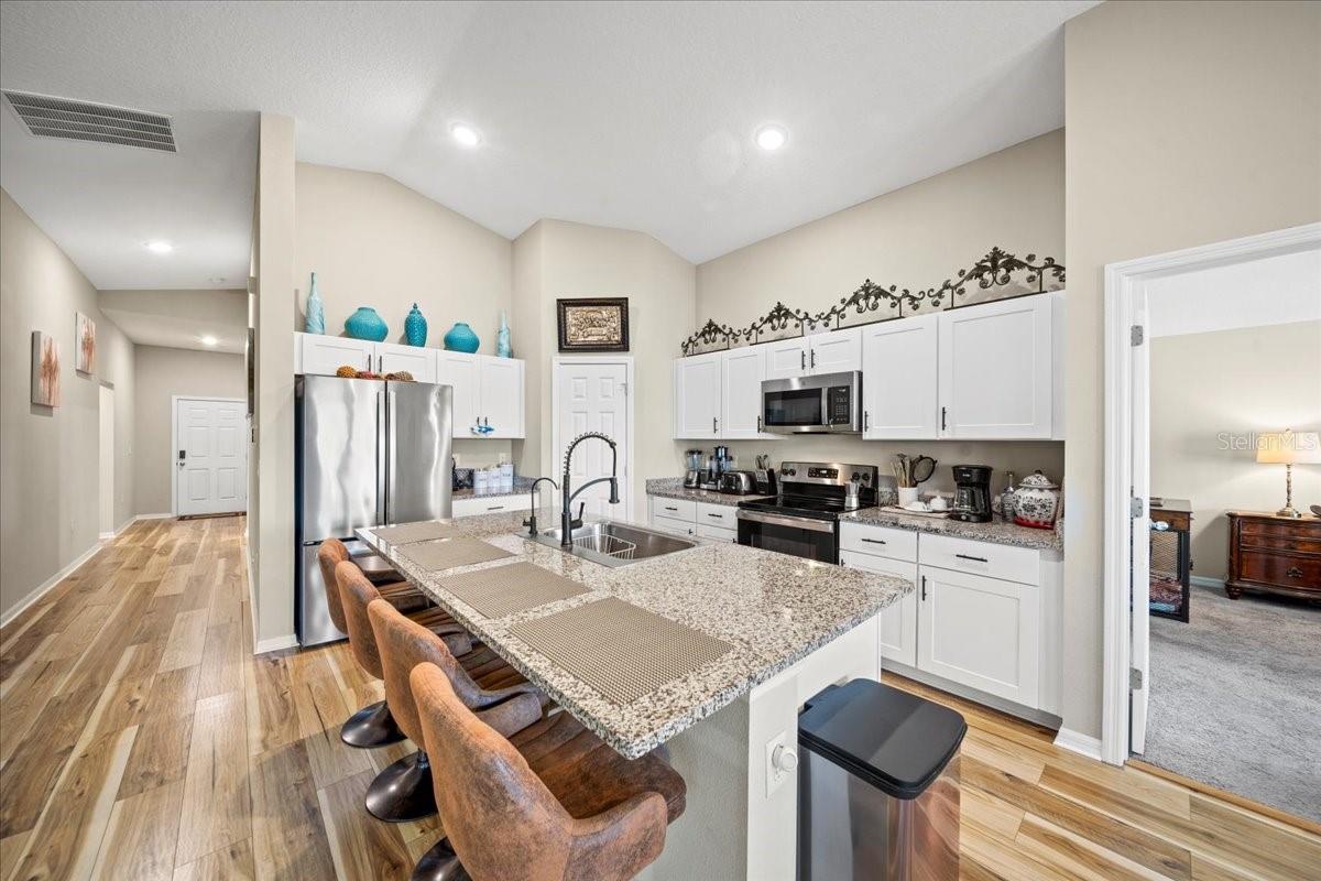 5543 ARLINGTON RIVER DR, LAKELAND, FL, 33811