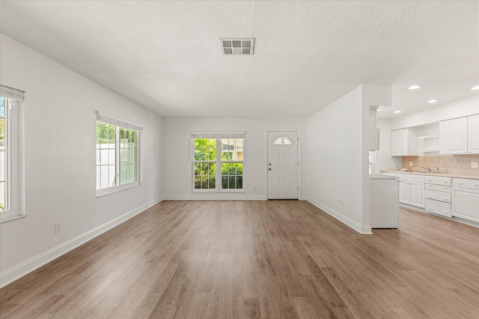 704 BRIARWOOD DR, WINTER SPRINGS, FL, 32708