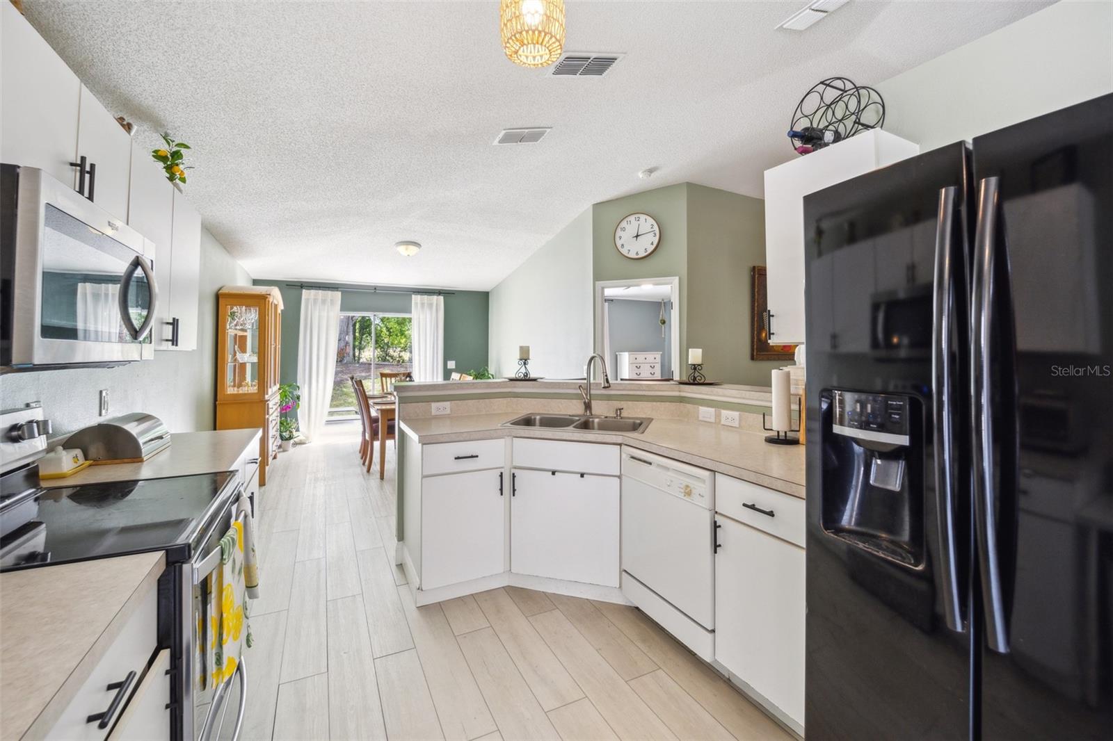 13004 WATERBOURNE DR, GIBSONTON, FL, 33534