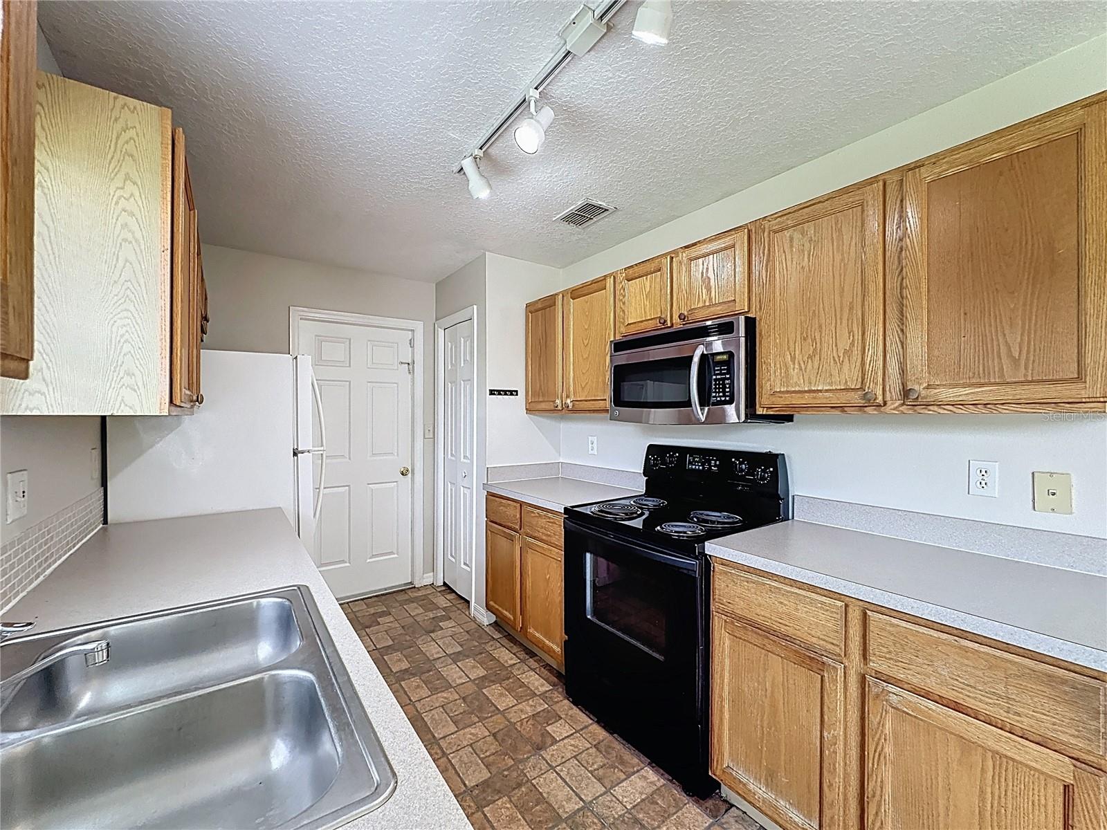 162 GUADALAJARA DR, KISSIMMEE, FL, 34743