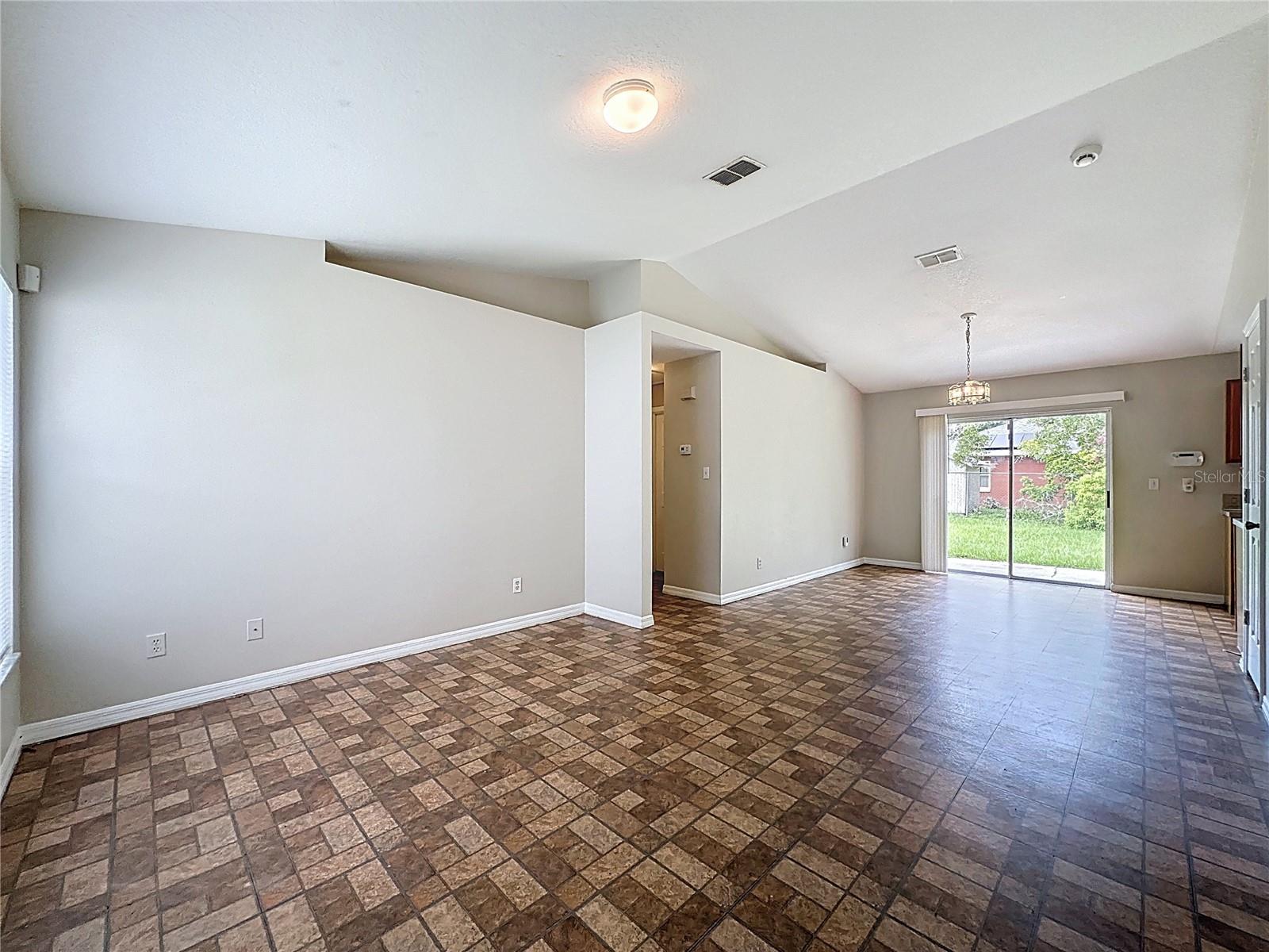 162 GUADALAJARA DR, KISSIMMEE, FL, 34743