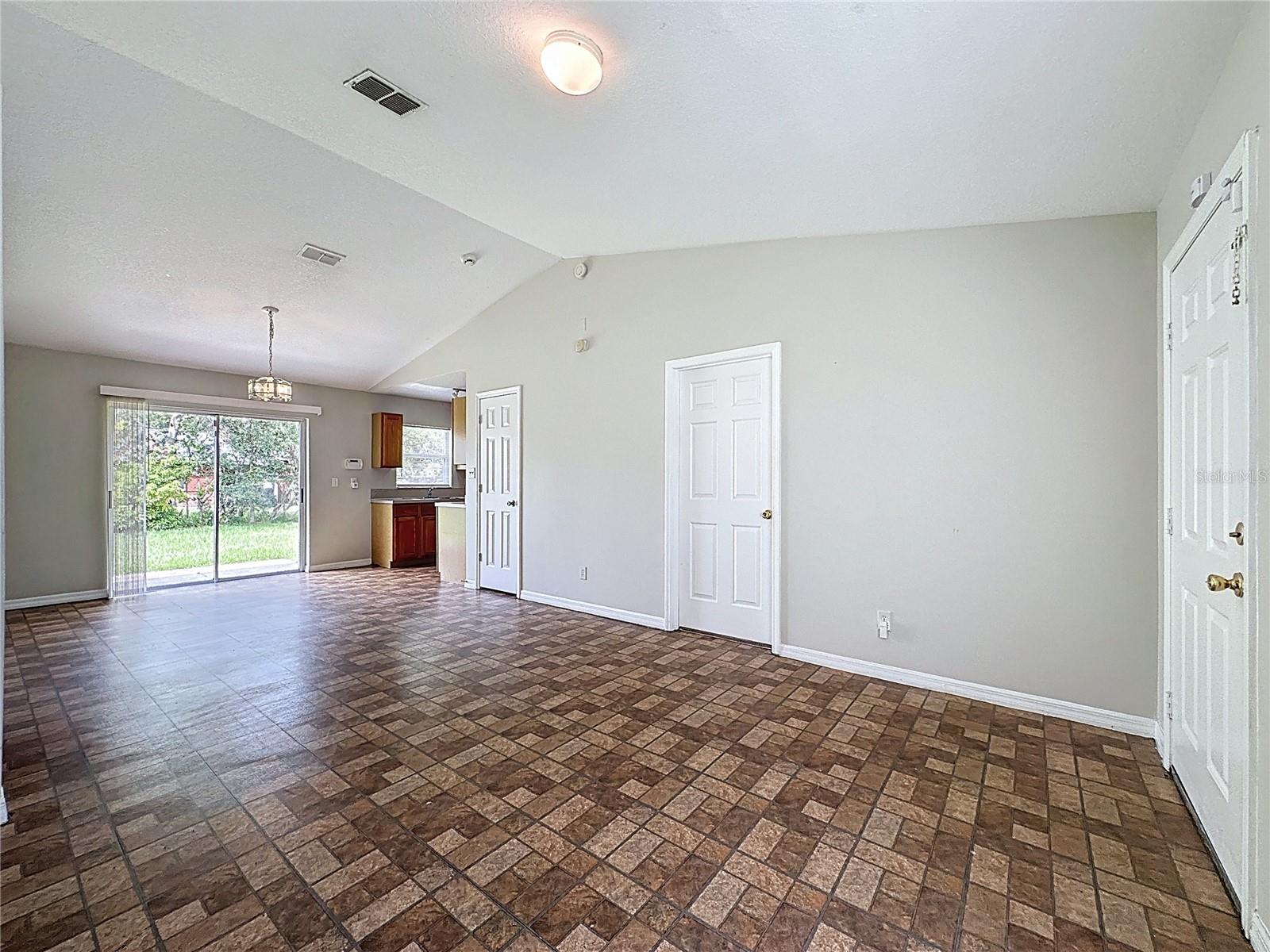 162 GUADALAJARA DR, KISSIMMEE, FL, 34743