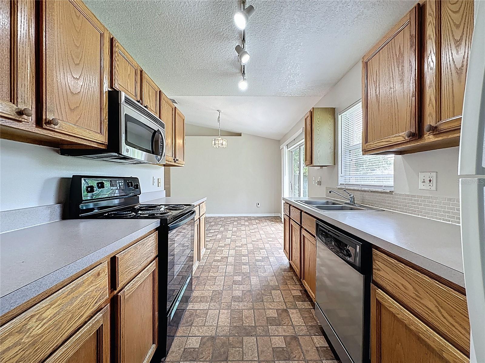 162 GUADALAJARA DR, KISSIMMEE, FL, 34743