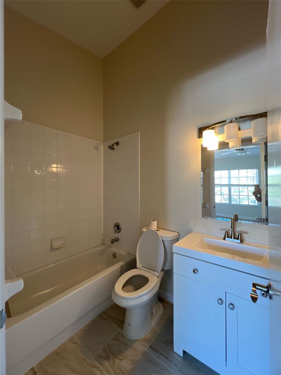 2480 LAKE WOODBERRY CIR, BRANDON, FL, 33510