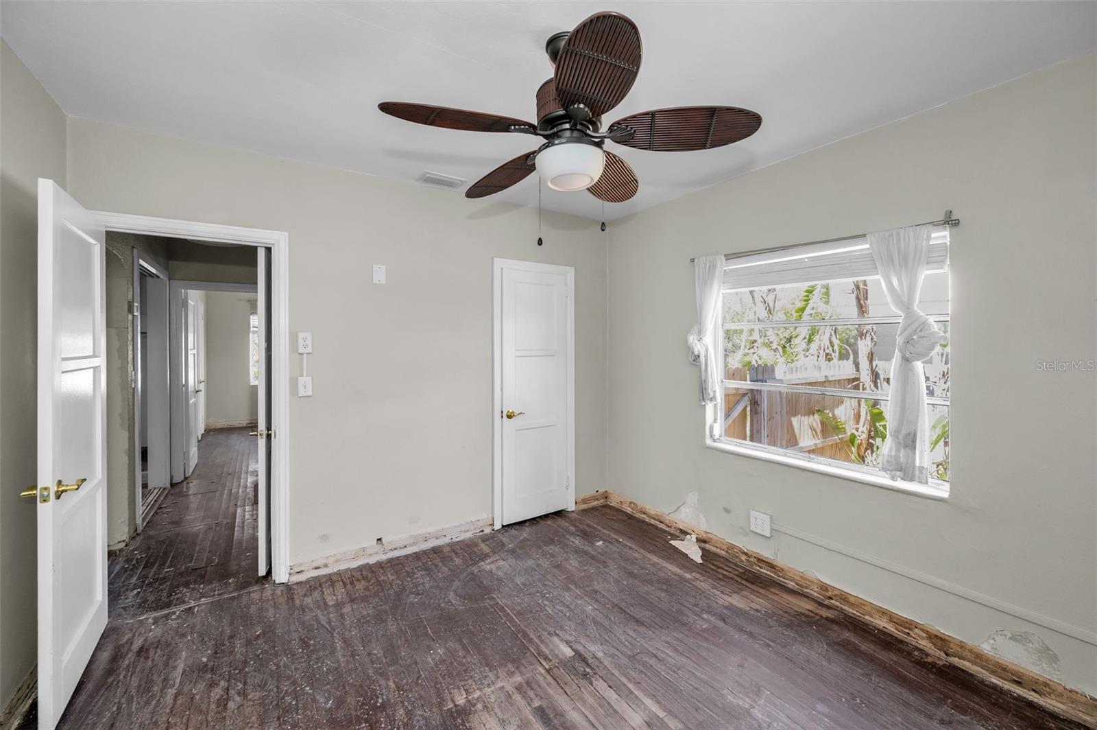 805 BRUCE AVE, CLEARWATER BEACH, FL, 33767