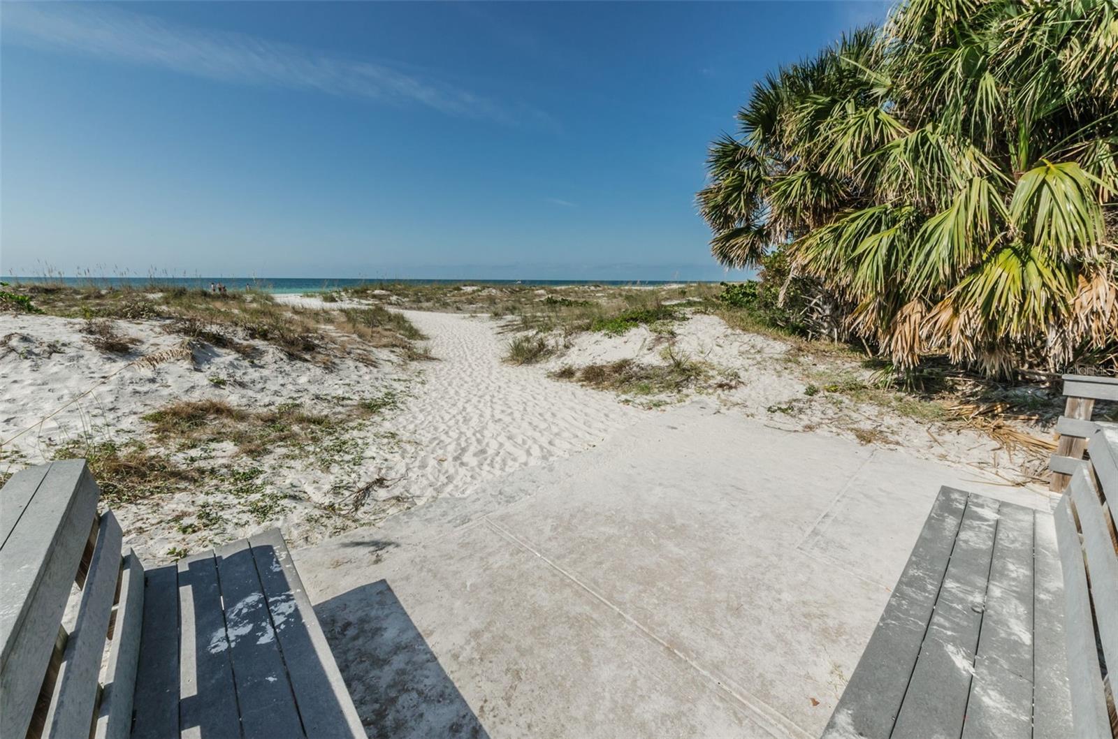 805 BRUCE AVE, CLEARWATER BEACH, FL, 33767
