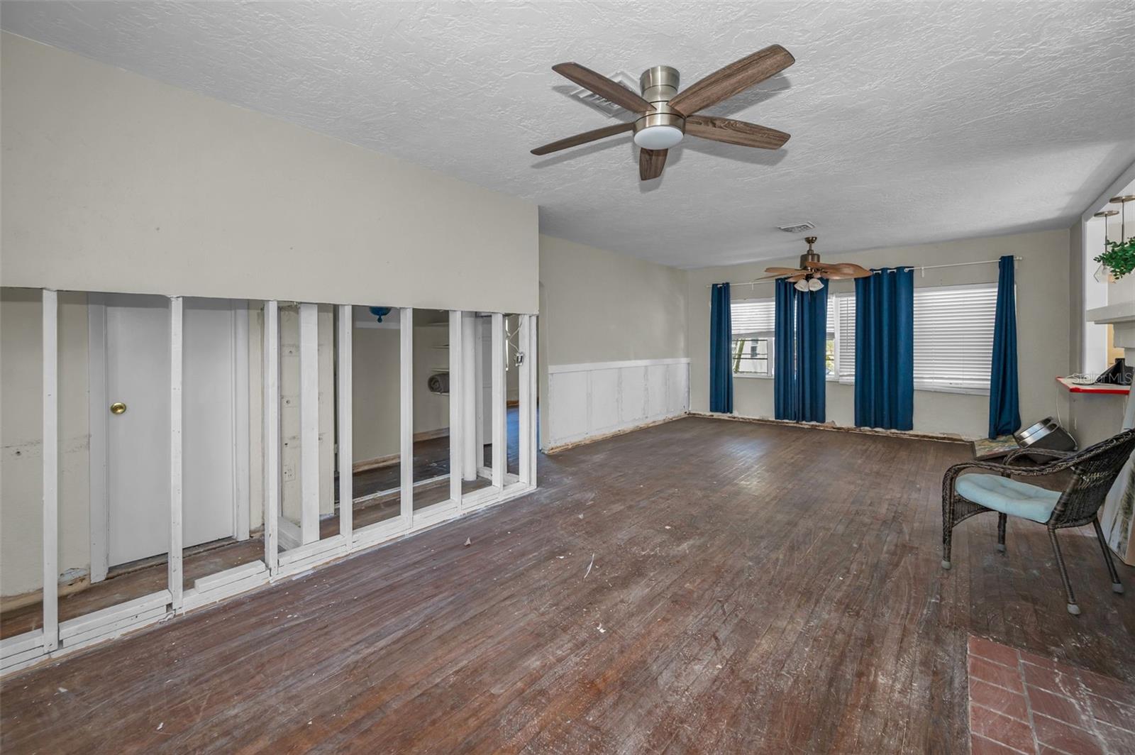 805 BRUCE AVE, CLEARWATER BEACH, FL, 33767