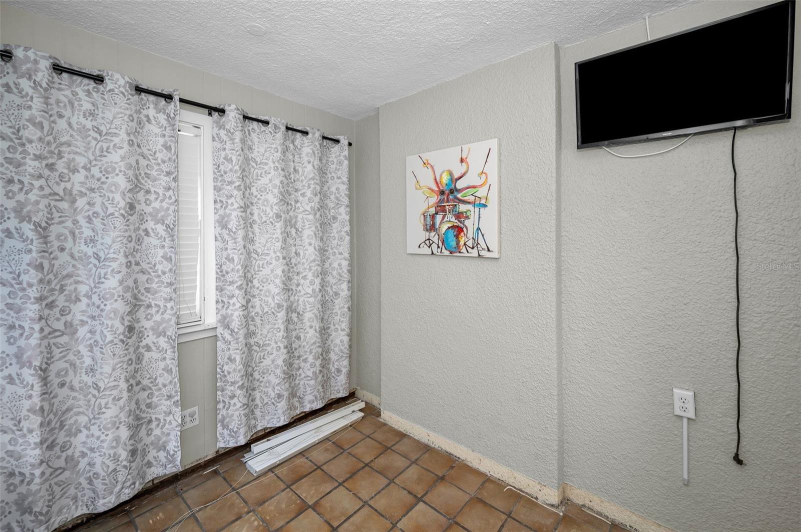 805 BRUCE AVE, CLEARWATER BEACH, FL, 33767