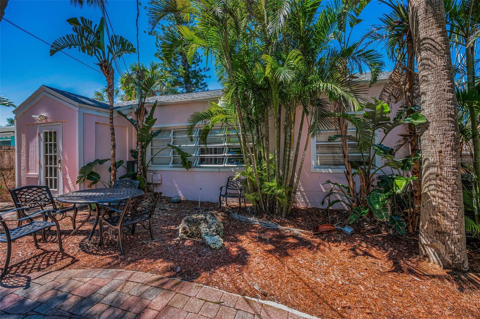 805 BRUCE AVE, CLEARWATER BEACH, FL, 33767