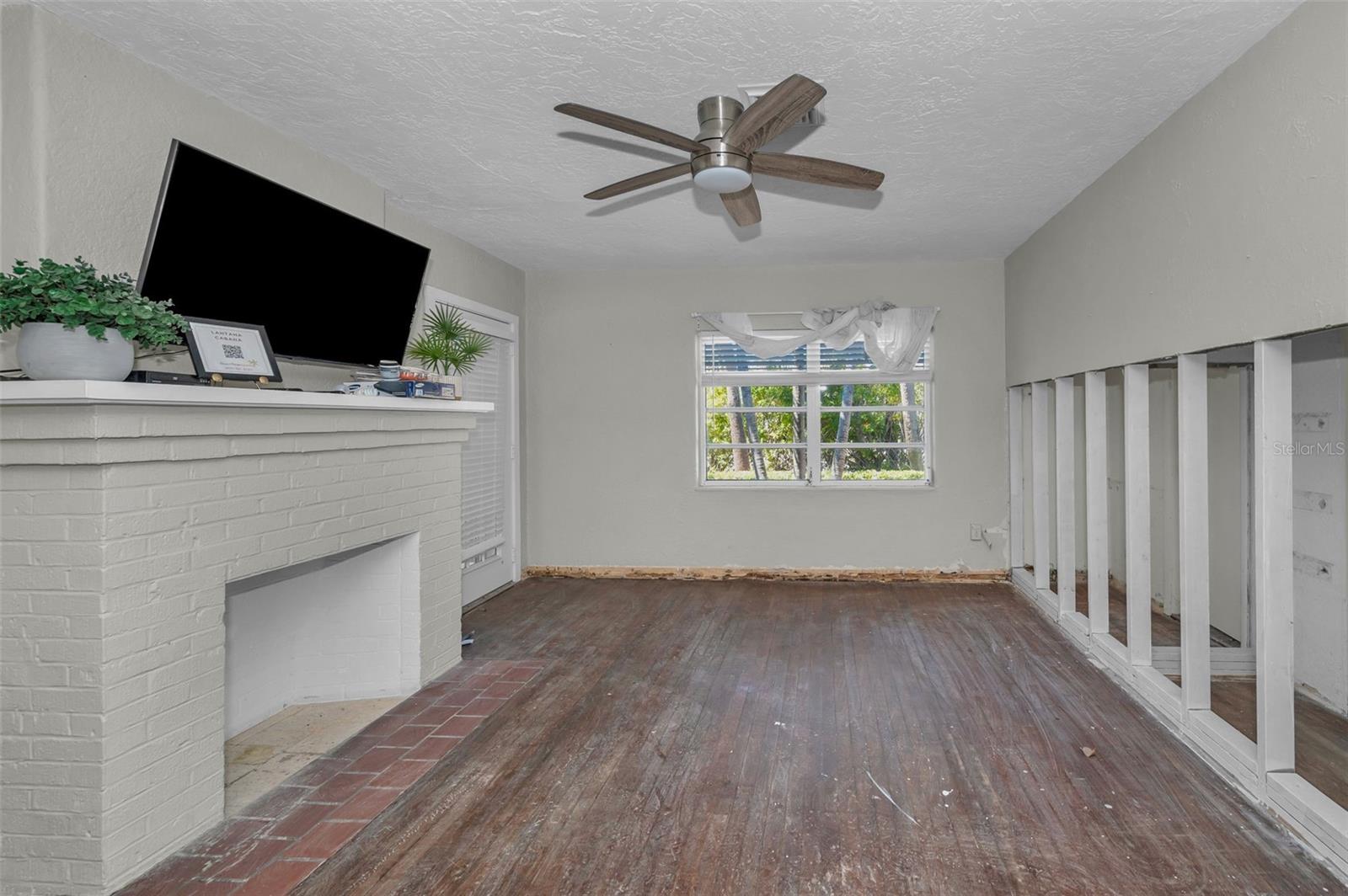 805 BRUCE AVE, CLEARWATER BEACH, FL, 33767