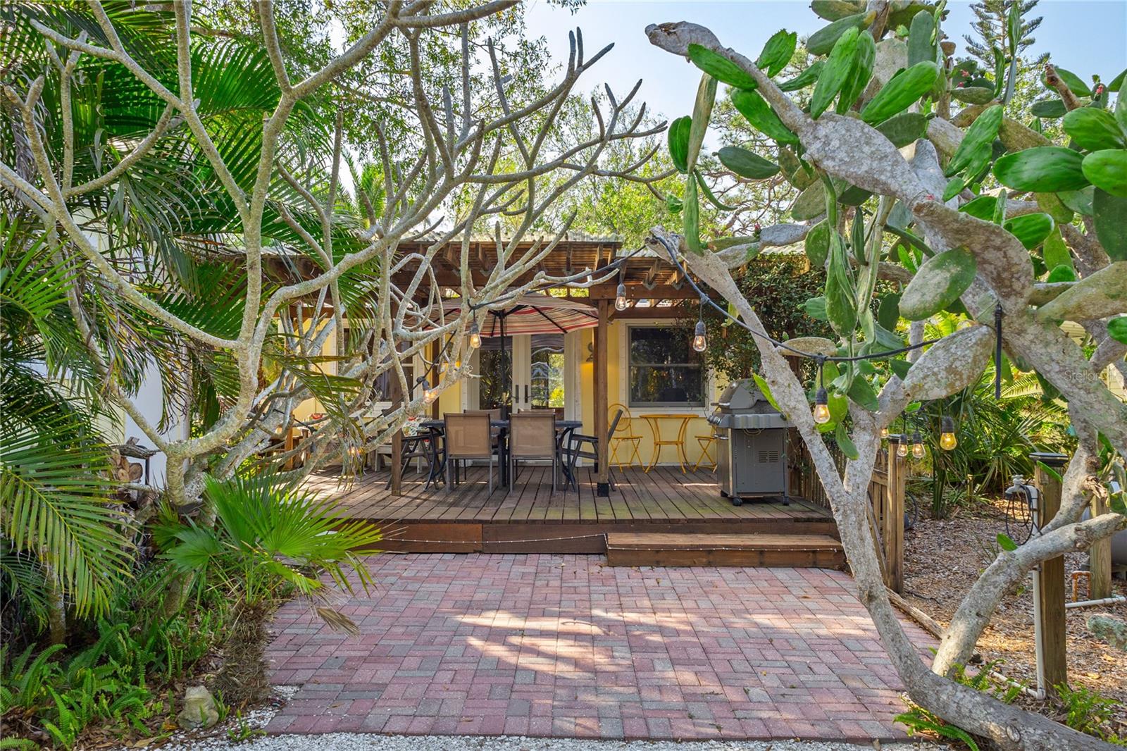 109 BURNEY RD, OSPREY, FL, 34229