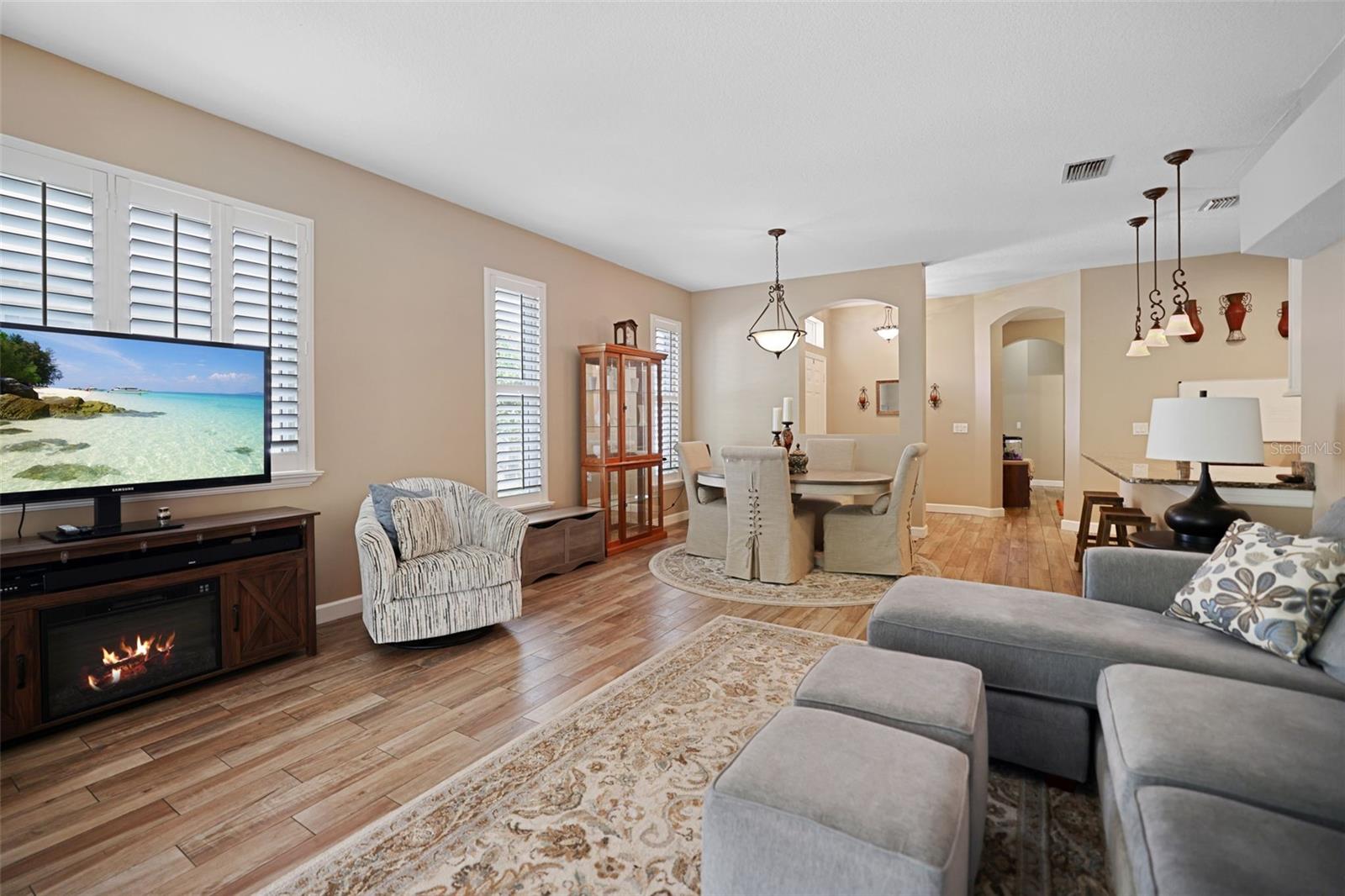 1615 SASSAFRAS DR, WESLEY CHAPEL, FL, 33543