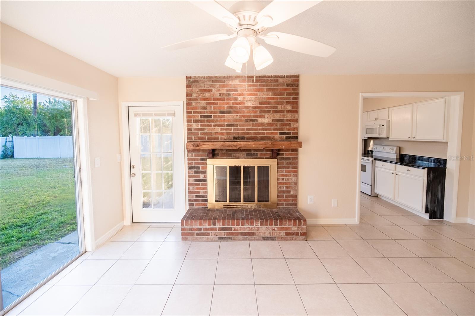 536 LAKEHURST AVE NW, PORT CHARLOTTE, FL, 33952