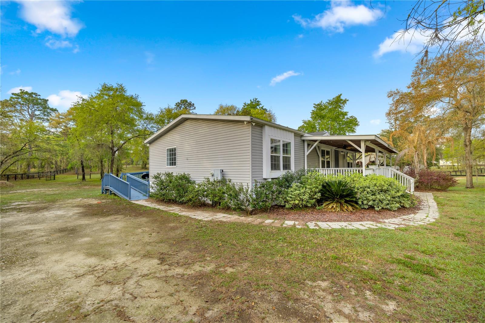 11590 SE 52ND ST, MORRISTON, FL, 32668