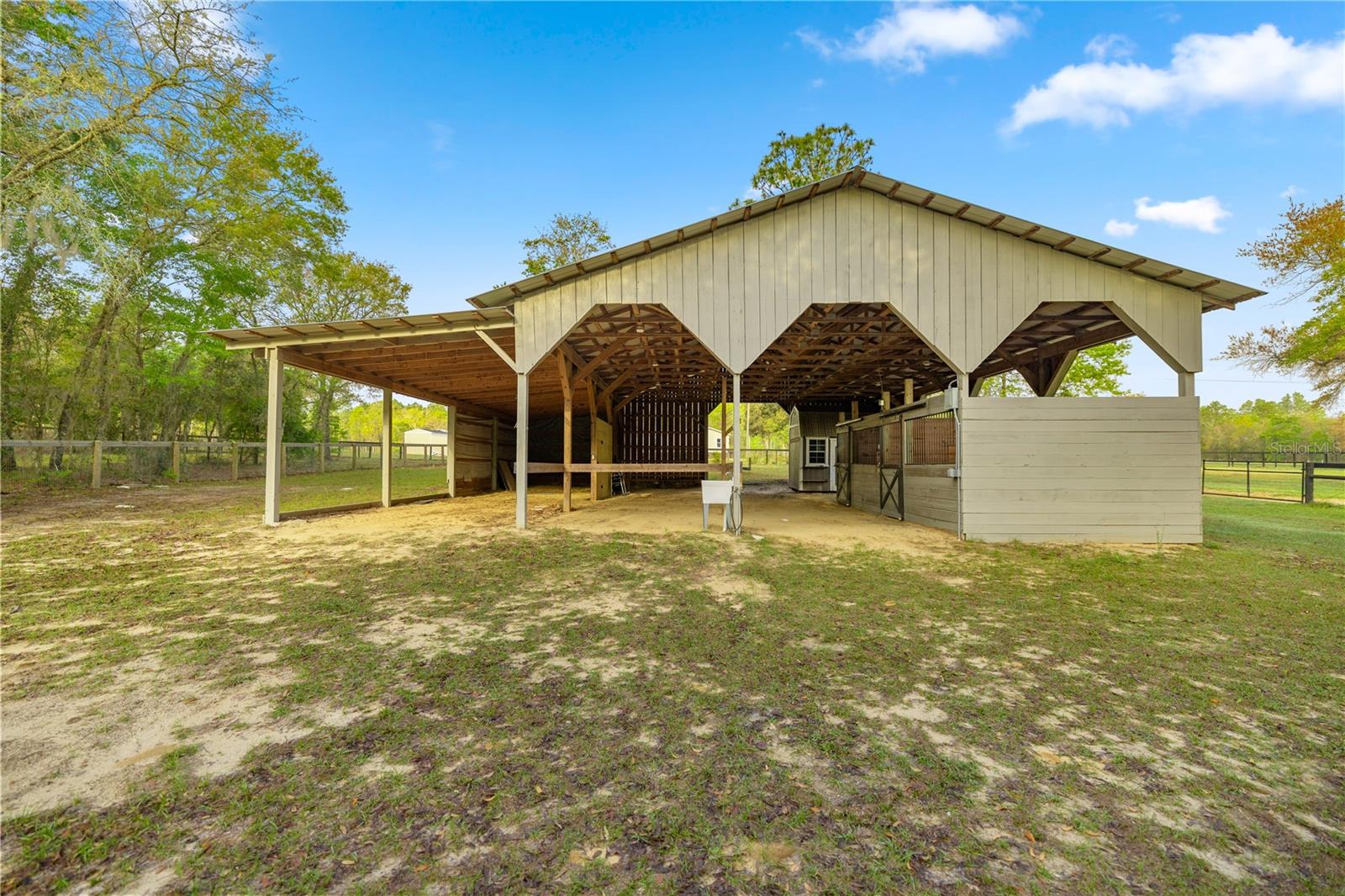 11590 SE 52ND ST, MORRISTON, FL, 32668