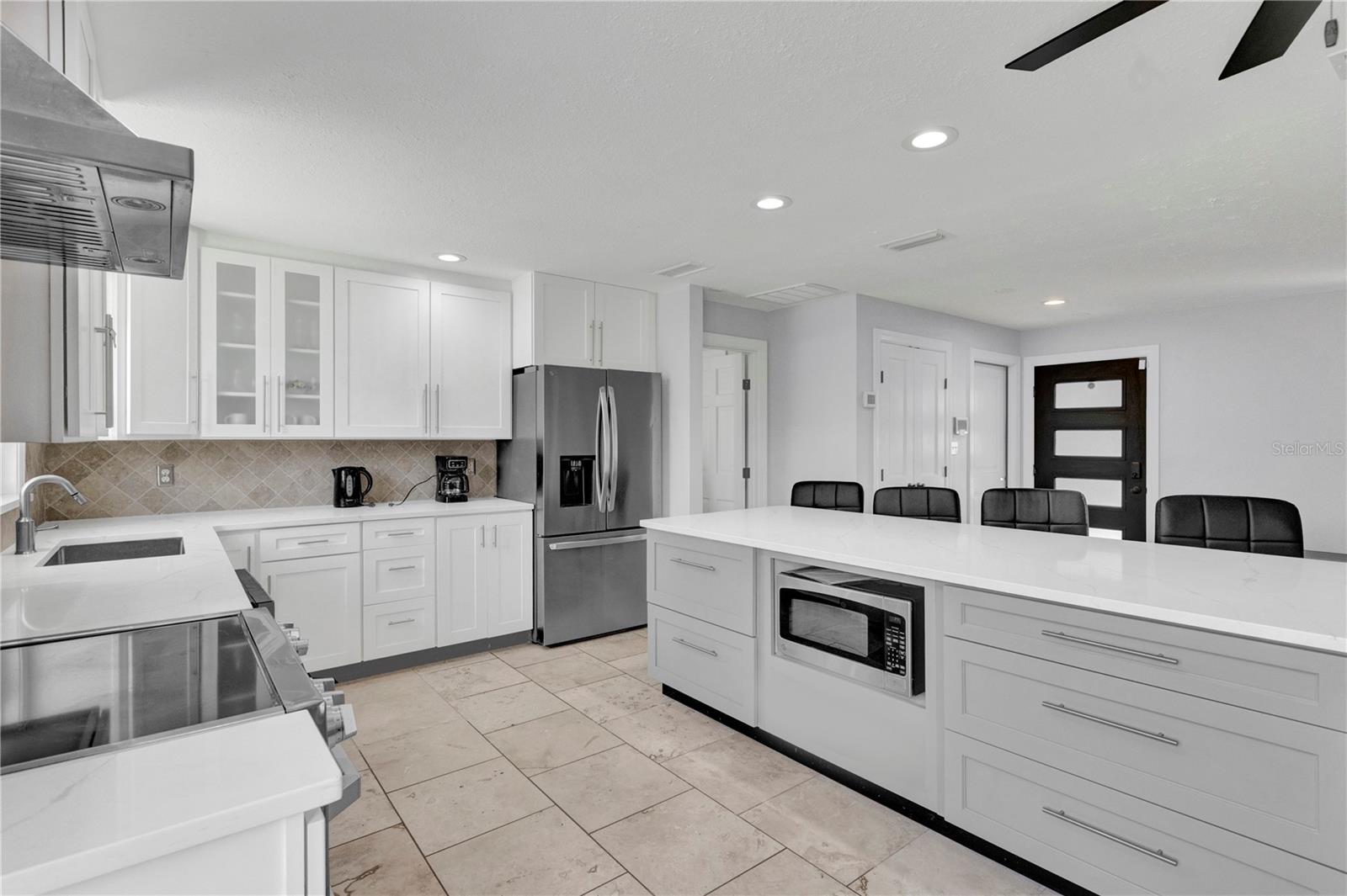 196 HIBISCUS LN, KISSIMMEE, FL, 34743