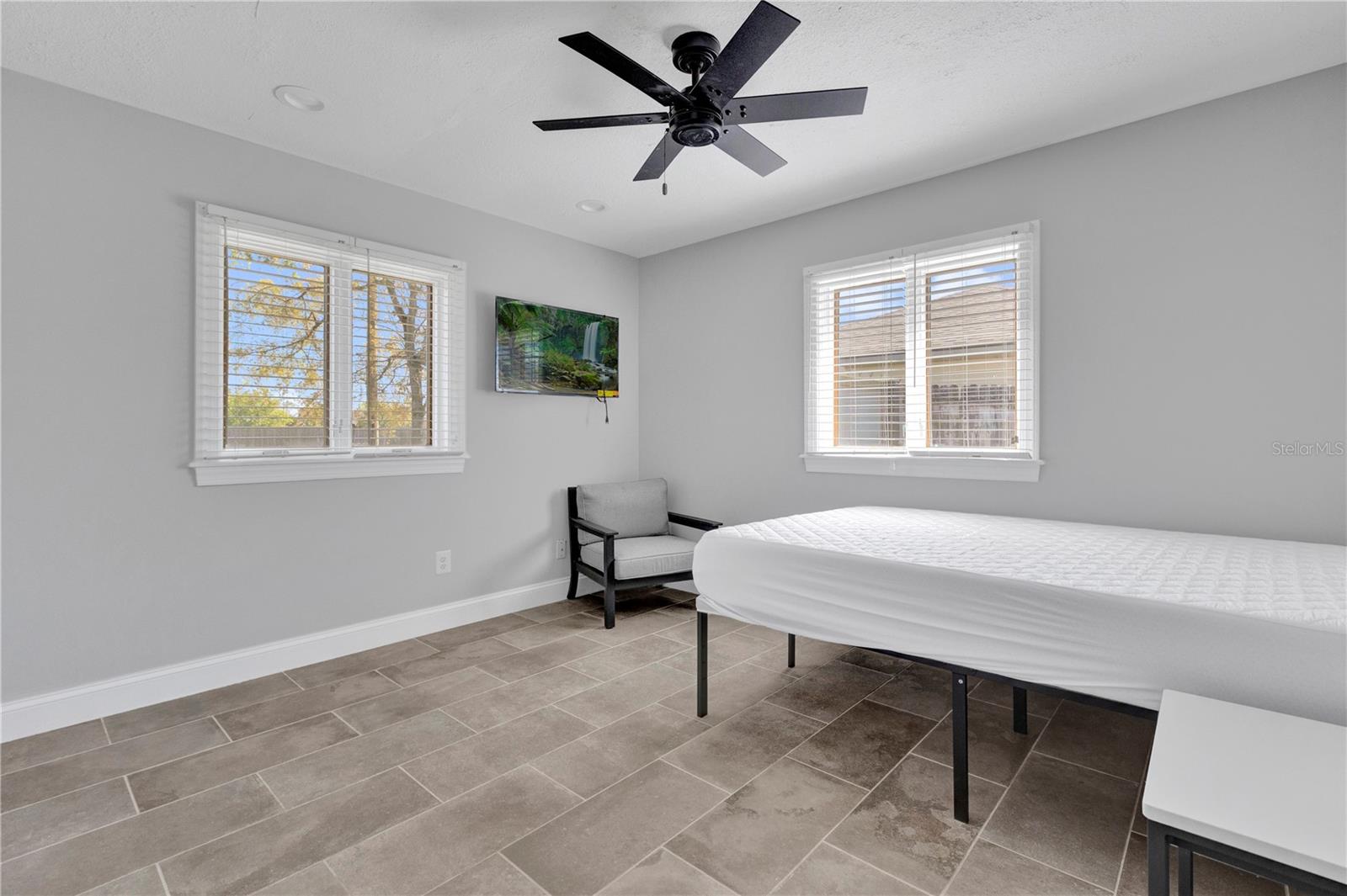 196 HIBISCUS LN, KISSIMMEE, FL, 34743