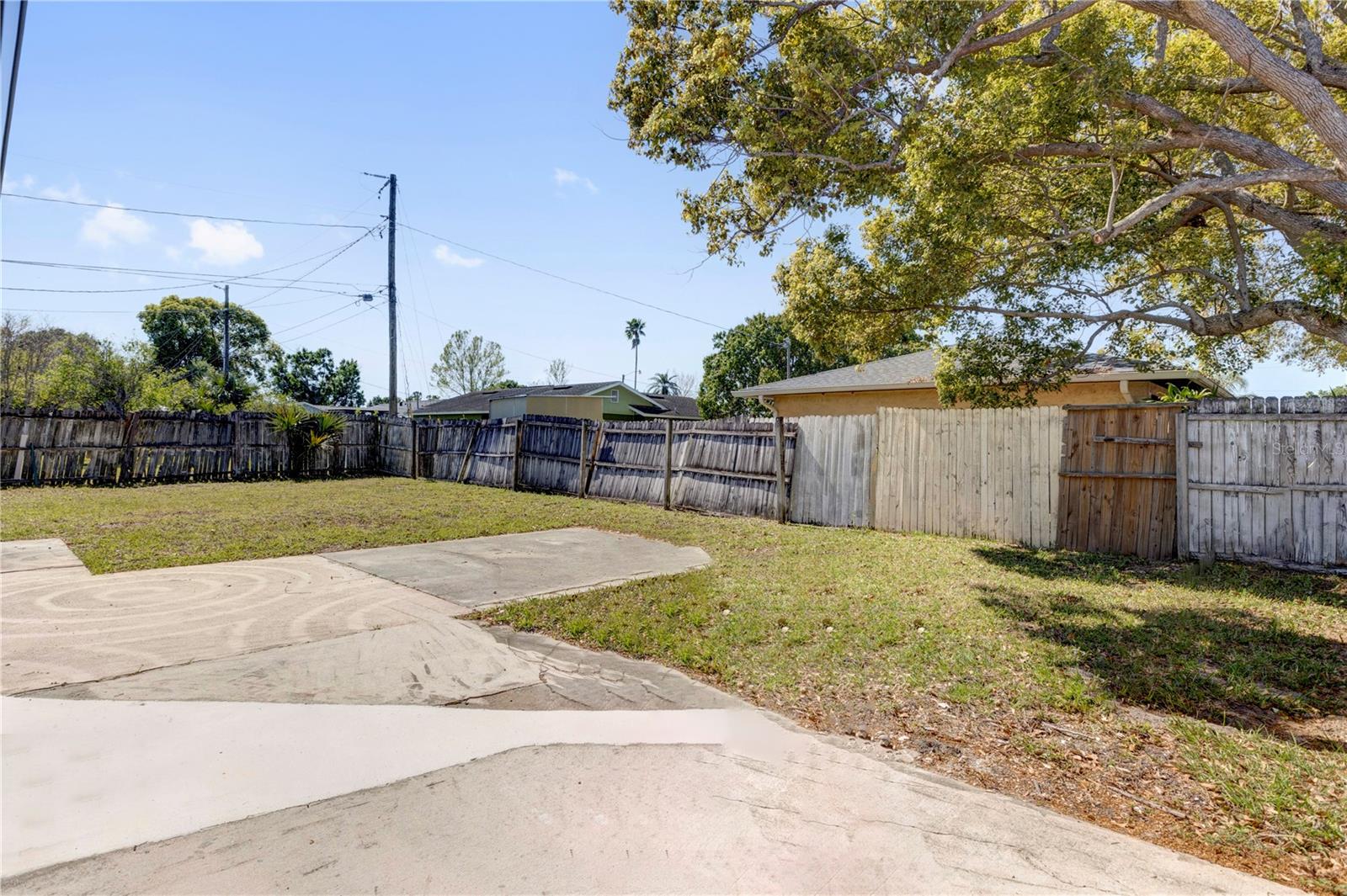 196 HIBISCUS LN, KISSIMMEE, FL, 34743