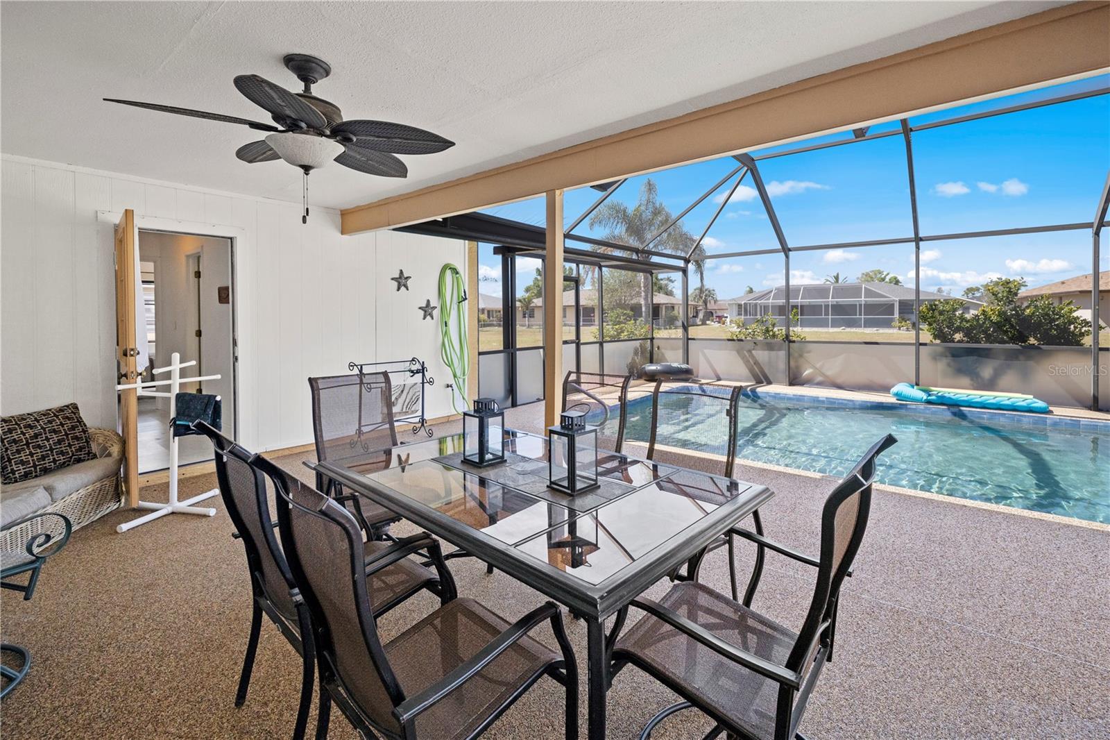 2333 RIO DE JANEIRO AVE, PUNTA GORDA, FL, 33983
