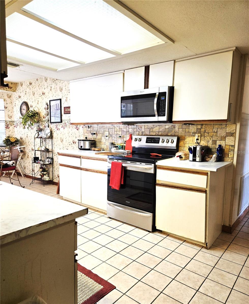 3050 BAYSHORE DR, SPRING HILL, FL, 34608