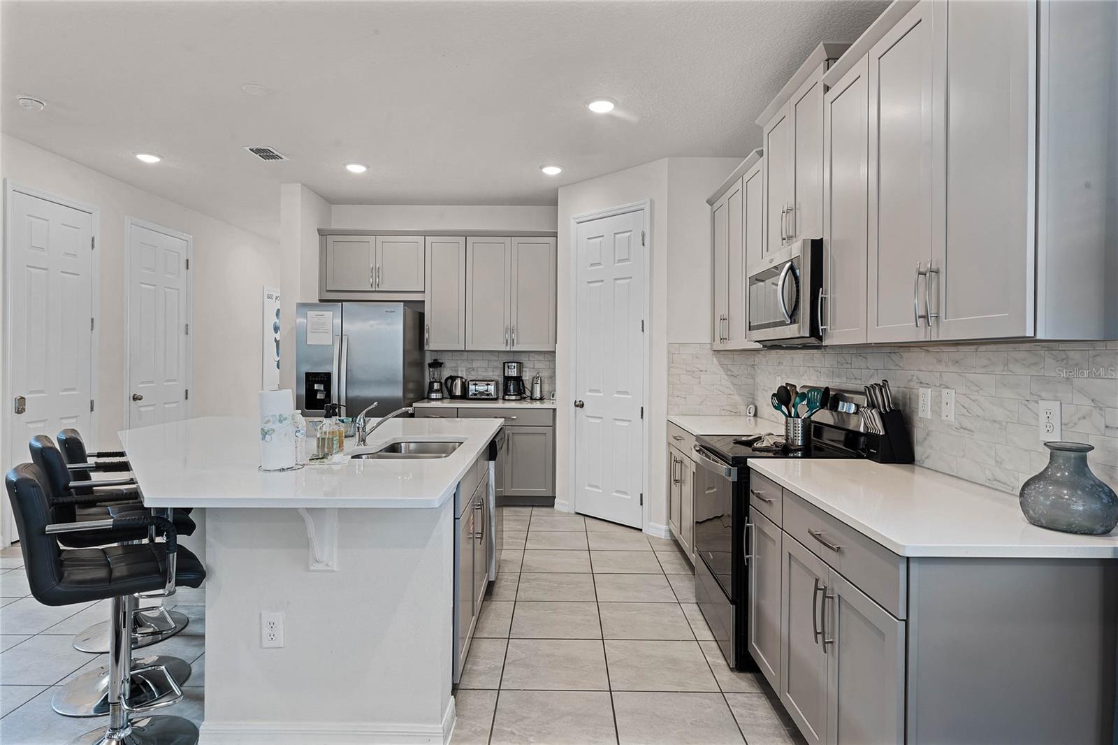 1799 TROPICAL PALMS CIR, KISSIMMEE, FL, 34747