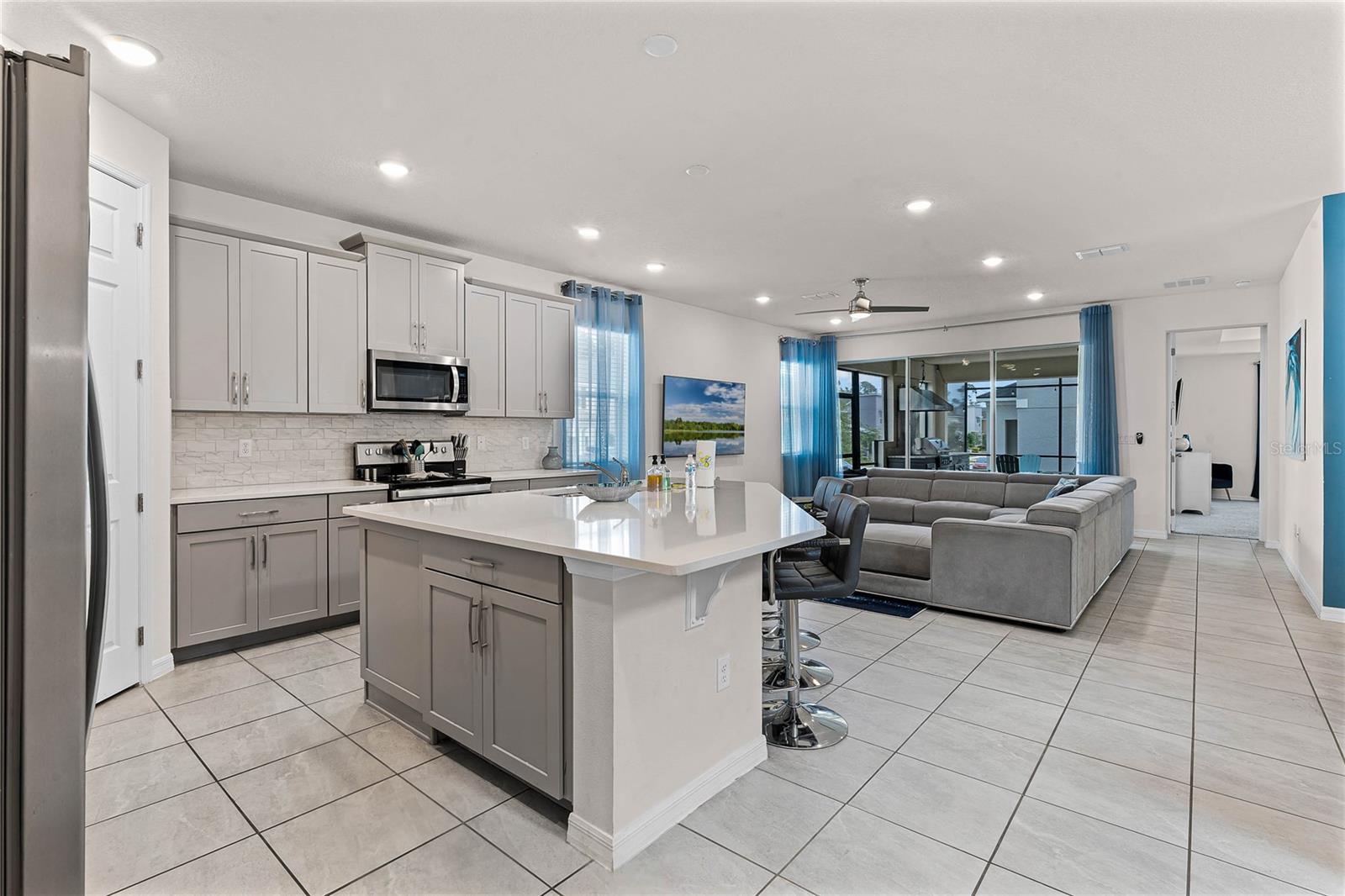 1799 TROPICAL PALMS CIR, KISSIMMEE, FL, 34747