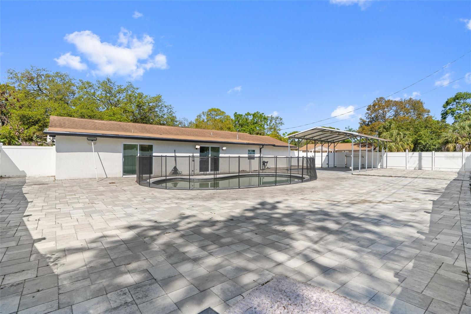 6421 SANTA MONICA DR, TAMPA, FL, 33615